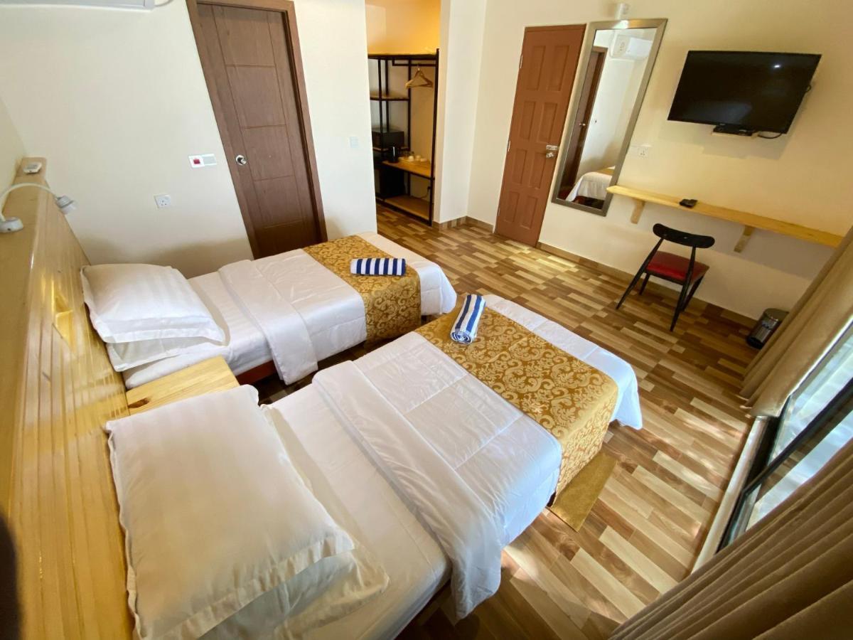Paguro Seaview Hotel Bodufolhudhoo Exterior photo