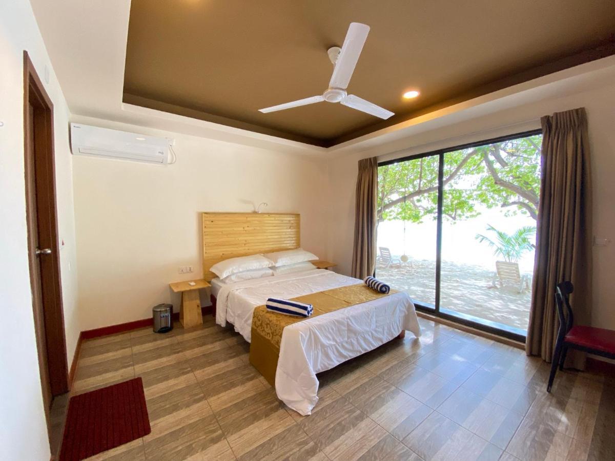 Paguro Seaview Hotel Bodufolhudhoo Exterior photo