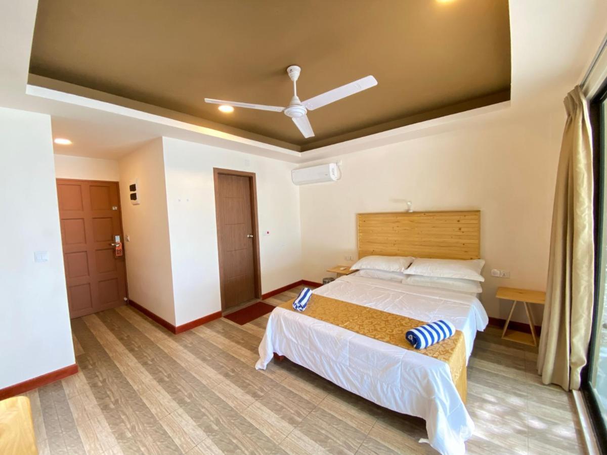 Paguro Seaview Hotel Bodufolhudhoo Exterior photo