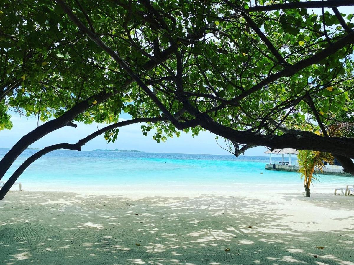 Paguro Seaview Hotel Bodufolhudhoo Exterior photo
